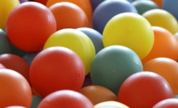Measuring Color Contrasts